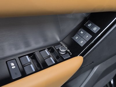 2023 LAND Rover RANGE ROVER VELAR thumbnail 36