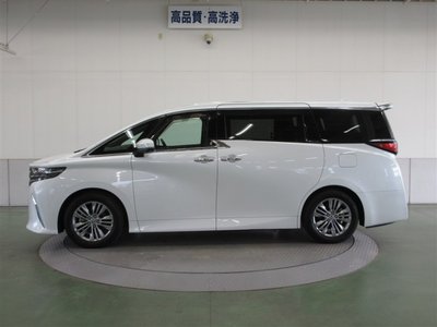 2024 Toyota ALPHARD — фото 8