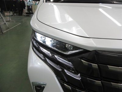 2024 Toyota ALPHARD — миниатюра 11