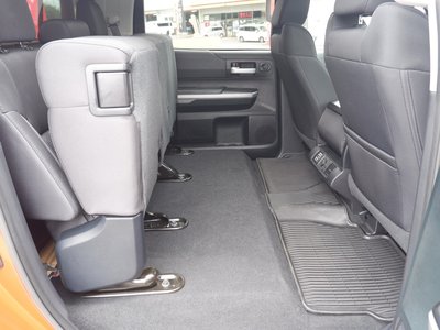 صورة مصغرة 46 لـ 2017 Toyota TUNDRA