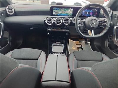 MERCEDES-BENZ CLA - 3