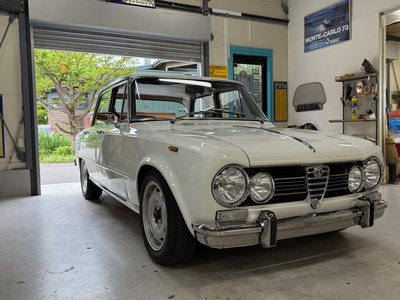 1970 ALFA Romeo JULIA 照片 2