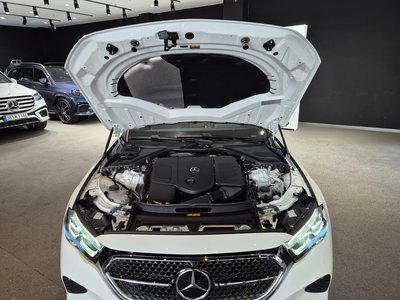 MERCEDES-BENZ E-CLASS - 7