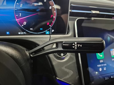 MERCEDES-BENZ E-CLASS - 9