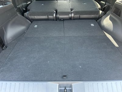 2023 Toyota LAND CRUISER 300 — миниатюра 28
