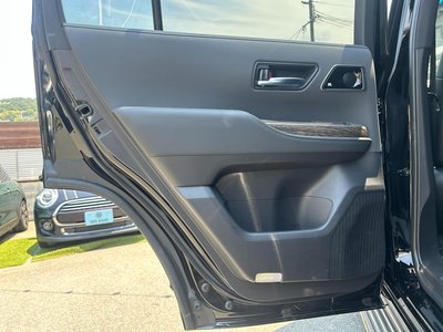 2023 Toyota LAND CRUISER 300 — миниатюра 66