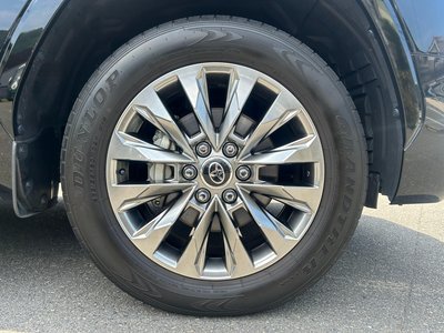 2023 Toyota LAND CRUISER 300 — миниатюра 71