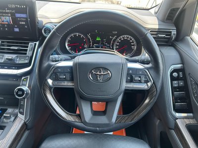 2023 Toyota LAND CRUISER 300 — миниатюра 31