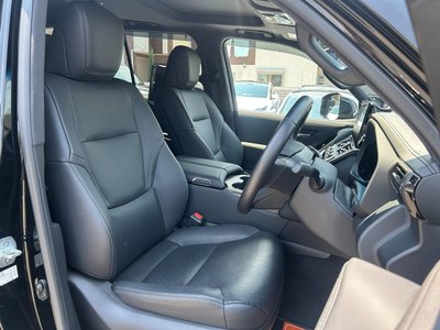 TOYOTA LAND CRUISER 300 - 5