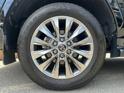 2023 Toyota LAND CRUISER 300 — миниатюра 70