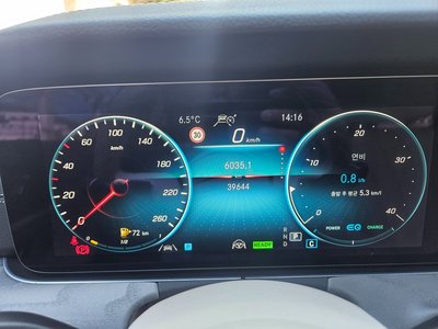 MERCEDES-BENZ CLS - 8