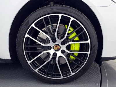 PORSCHE PANAMERA - 6