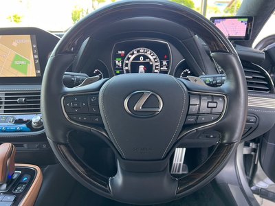صورة مصغرة 60 لـ 2022 Lexus LS