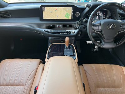 صورة مصغرة 66 لـ 2022 Lexus LS