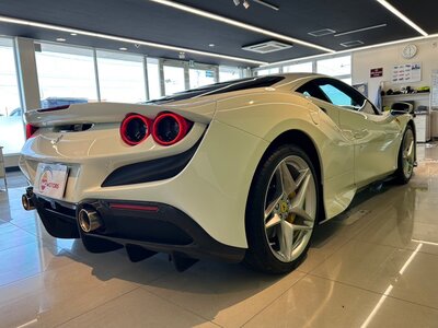 FERRARI F8 TRIBUTO - 6