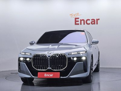 BMW 7 SERIES - 2