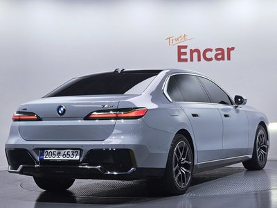 BMW 7 SERIES - 3