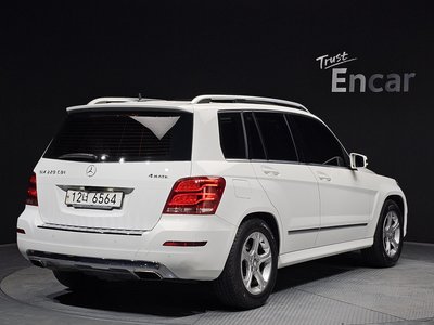 MERCEDES-BENZ GLK - 3