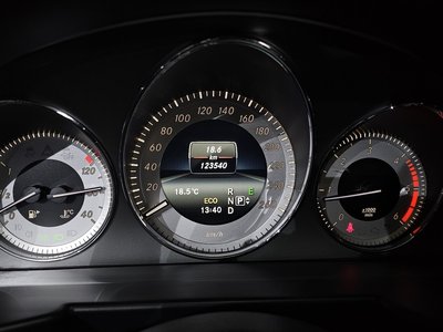 MERCEDES-BENZ GLK - 8