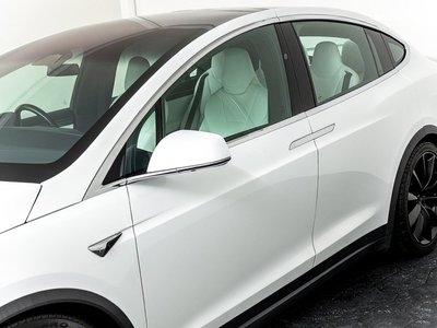 2018 Tesla MODEL X — миниатюра 14