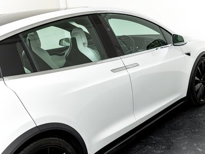 2018 Tesla MODEL X — миниатюра 27