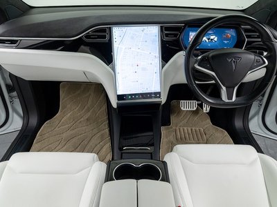 2018 Tesla MODEL X 照片 8
