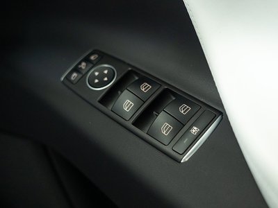 2018 Tesla MODEL X — миниатюра 74