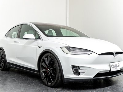 2018 Tesla MODEL X — миниатюра 16