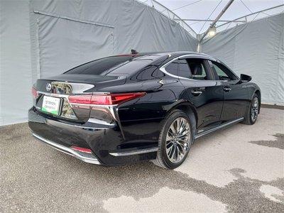 2019 Lexus LS photo 6