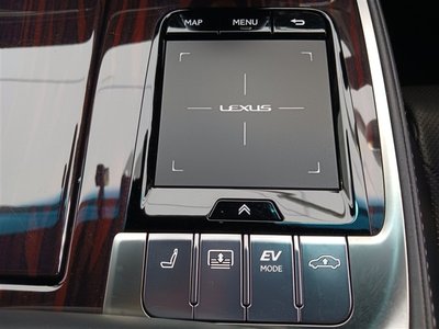 صورة مصغرة 32 لـ 2019 Lexus LS