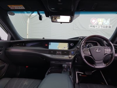 صورة مصغرة 22 لـ 2019 Lexus LS
