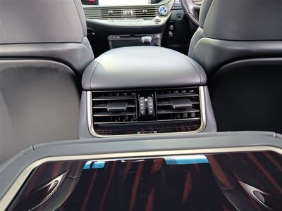 صورة مصغرة 19 لـ 2019 Lexus LS