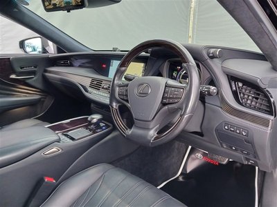 صورة مصغرة 23 لـ 2019 Lexus LS