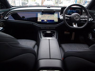 MERCEDES-BENZ E-CLASS - 6