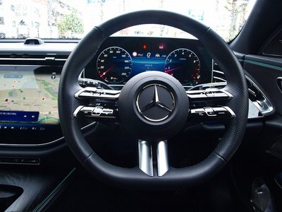 MERCEDES-BENZ E-CLASS - 9