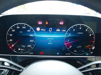 MERCEDES-BENZ E-CLASS - 10