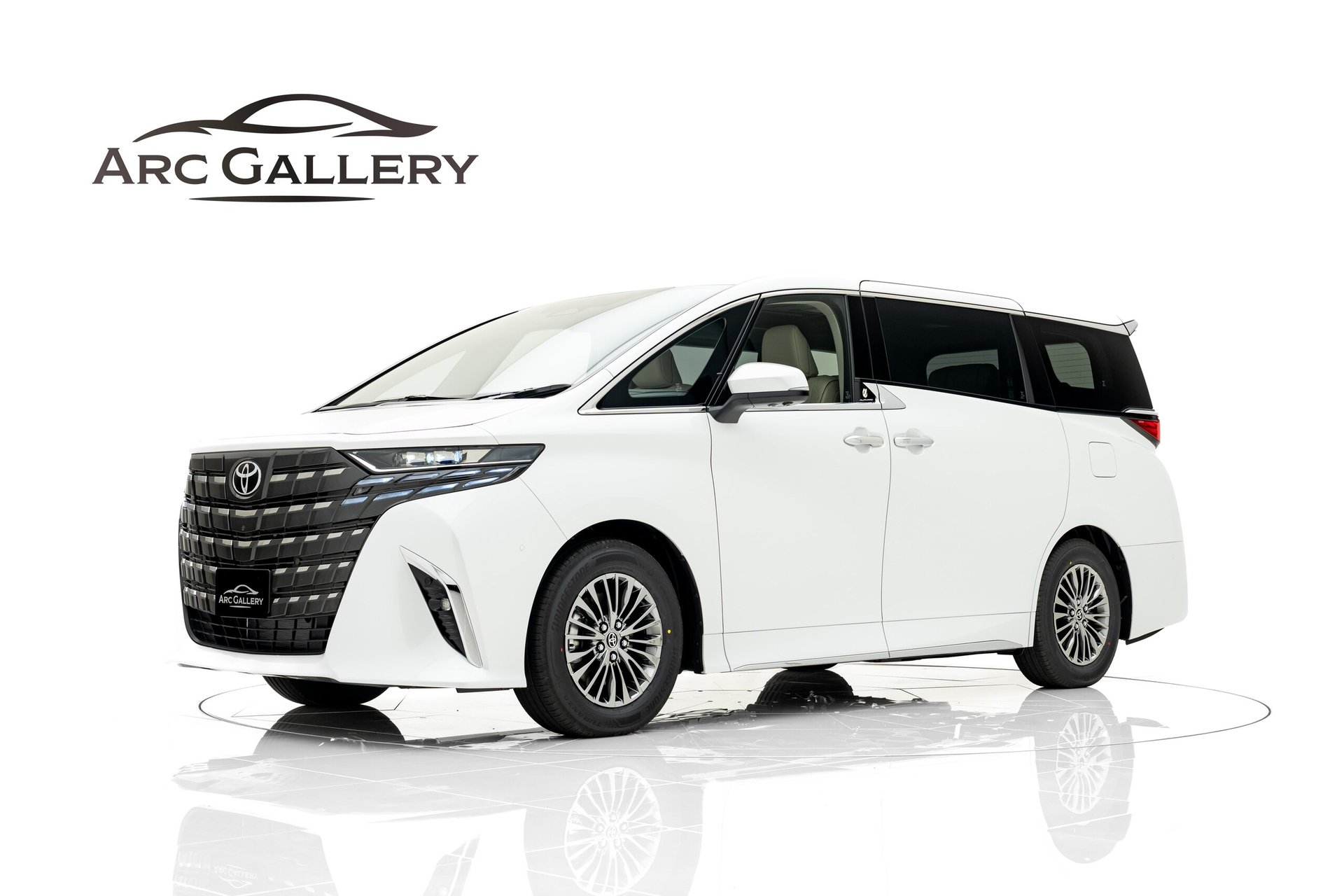 TOYOTA ALPHARD - View 1