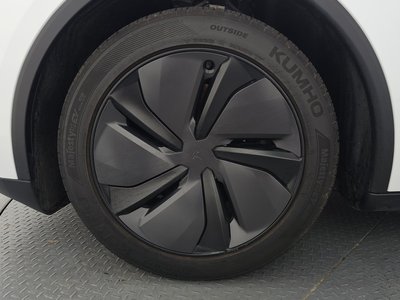 صورة 6 لـ 2025 Tesla MODEL Y