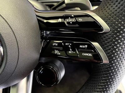 صورة مصغرة 39 لـ 2023 Mercedes-BENZ C-CLASS AMG