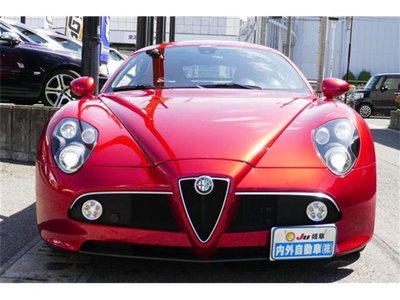 ALFA ROMEO 8C - 5