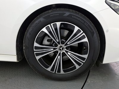 MERCEDES-BENZ E-CLASS - 8