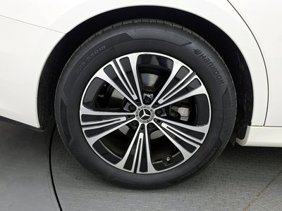 MERCEDES-BENZ E-CLASS - 6