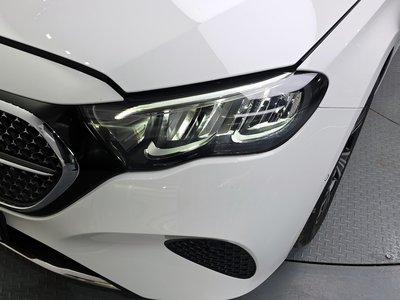 MERCEDES-BENZ E-CLASS - 9