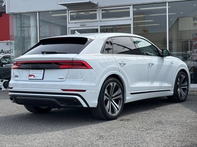 AUDI Q8 - 10