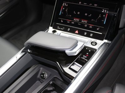 2025 AUDI Q8 E-TRON — фото 5