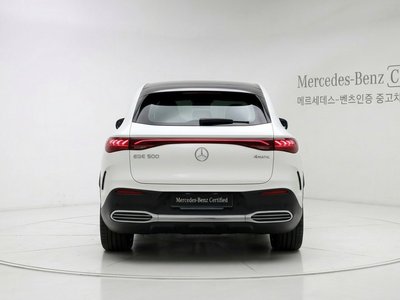 MERCEDES-BENZ EQE - 3