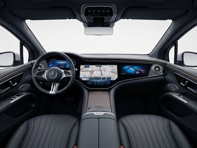 MERCEDES-BENZ EQE - 5