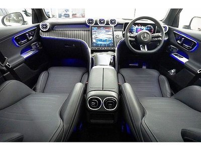 MERCEDES-BENZ GLC AMG - 5
