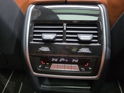 صورة مصغرة 32 لـ 2022 BMW X5