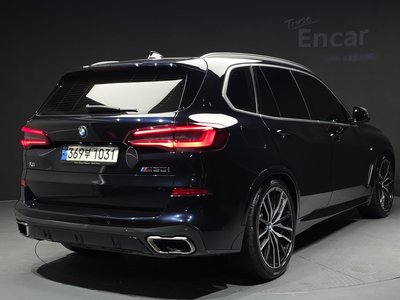 2022 BMW X5 photo 3